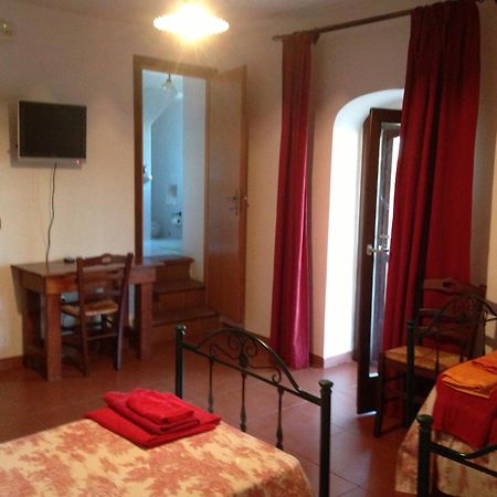 Agriturismo Biorussi Carpino Eksteriør billede